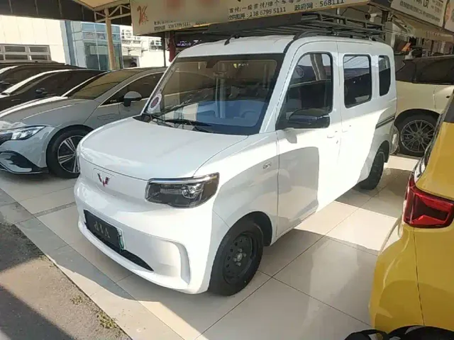 Фотография автомобиля — Wuling Zhiguang NEV