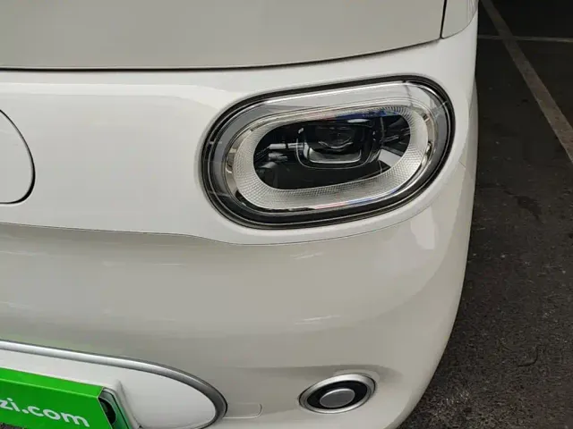 Wuling Hongguang Mini EV — Фото автомобиля 23