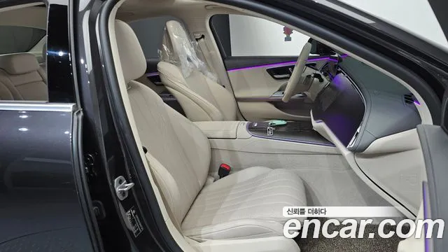 Mercedes-Benz E-Class W214 — Фото автомобиля 16