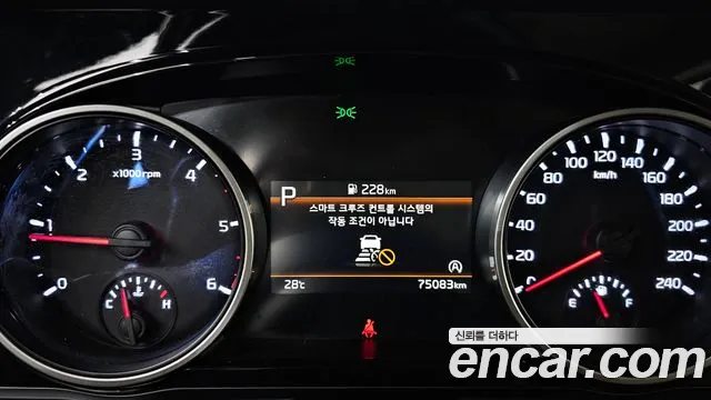 Kia Canival Carnival 4 поколение Дизель 9 мест Noblesse — Фото автомобиля 8