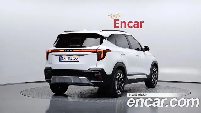 Фотография автомобиля — Kia Seltos Seltos (New)