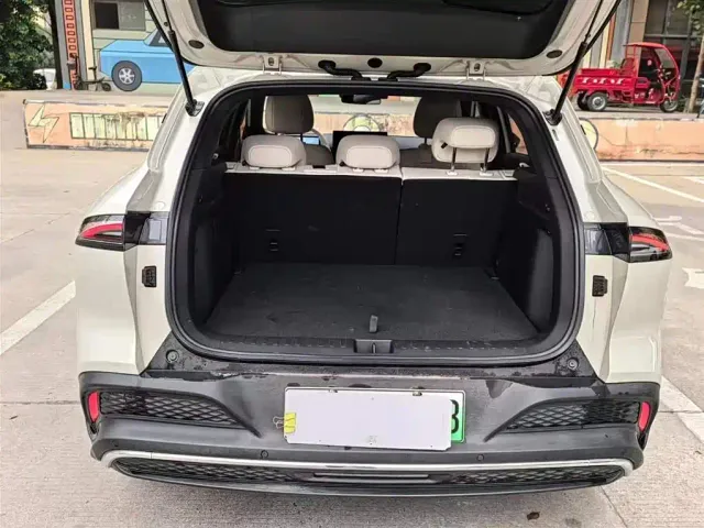 Baojun Yunhai — Фото автомобиля 11