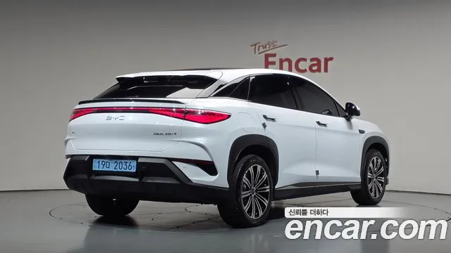 BYD Sealion 7 — Фото автомобиля 2