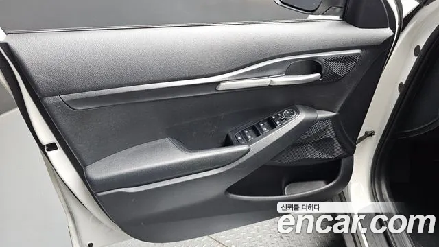 Kia Seltos Новый Seltos Бензин 2.0 2WD — Фото автомобиля 23