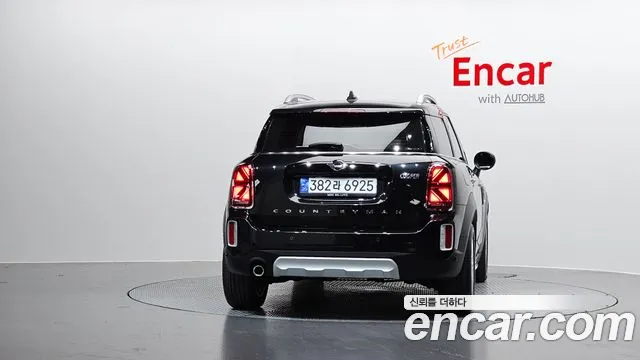 Mini Countryman — Фото автомобиля 3