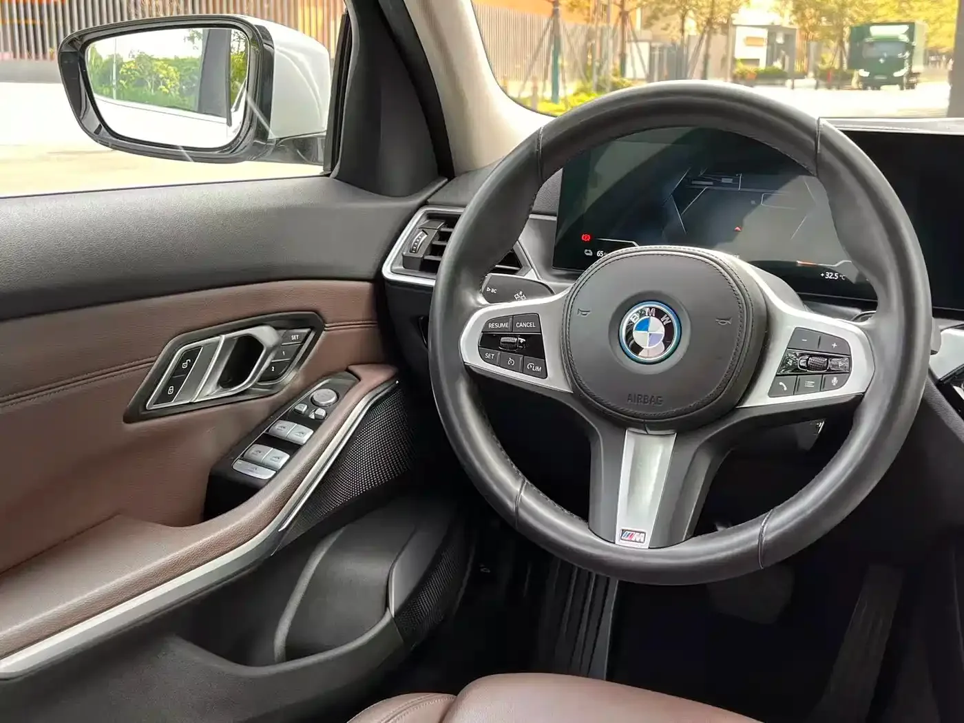 BMW BMW i3 2022 eDrive 35 L — Фото автомобиля 14