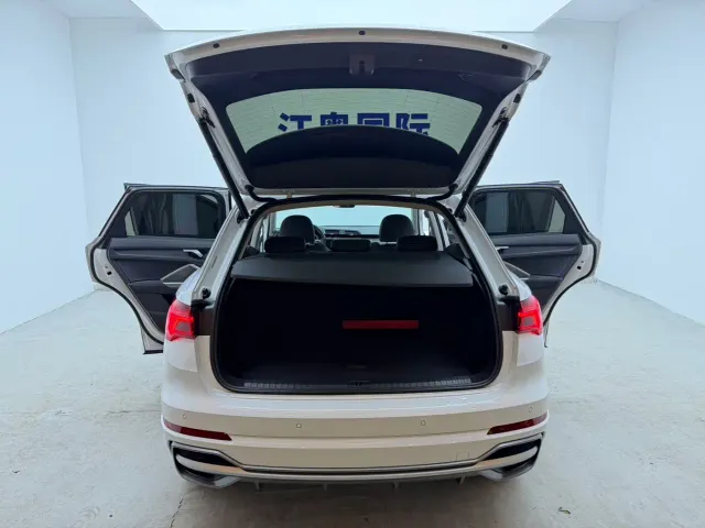 Audi Q3 — Фото автомобиля 20