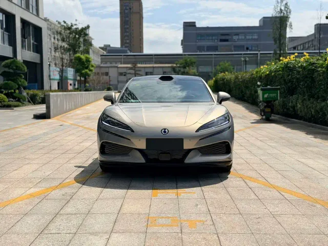 Denza Z9GT — Фото автомобиля 2