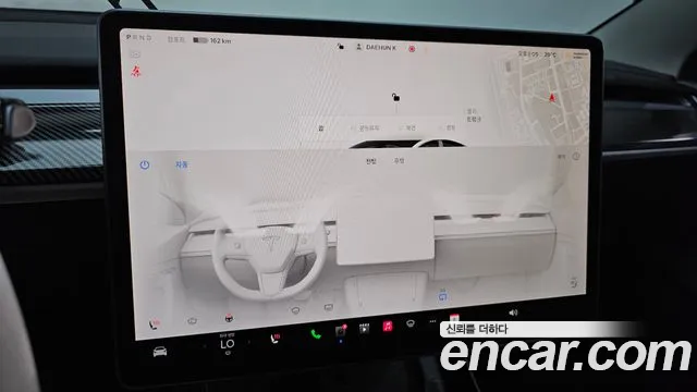 Tesla Model 3 — Фото автомобиля 15