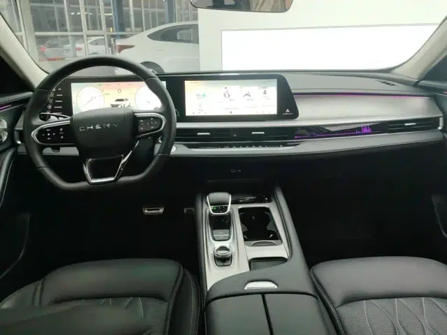 Chery Arrizo 8 — Фото автомобиля 12