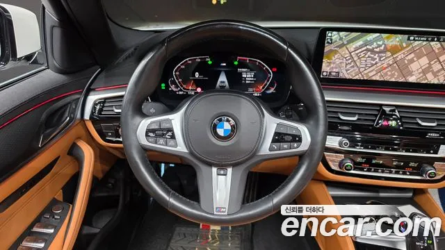 BMW 5-Series — Фото автомобиля 13