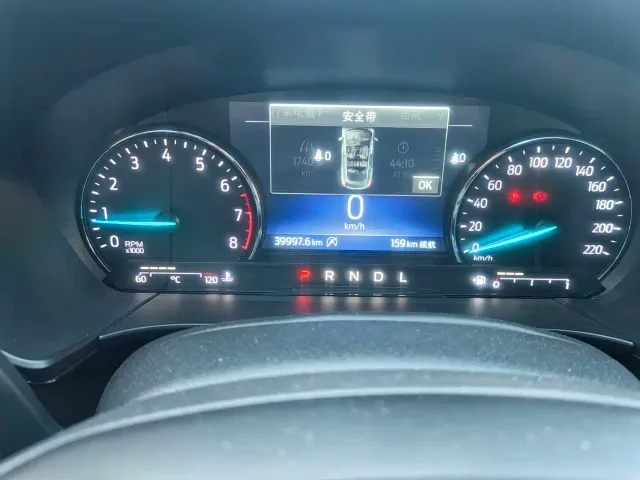 Ford Escape — Фото автомобиля 14