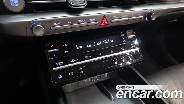 Hyundai Grandeur GN7 — Фото автомобиля 28