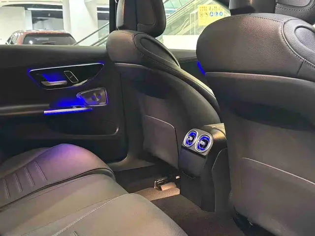 Mercedes-Benz C-Class — Фото автомобиля 6