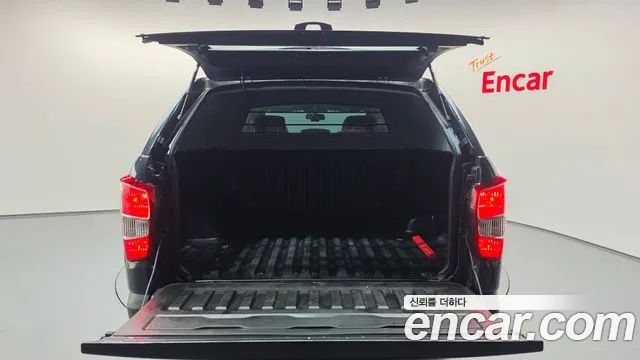 KG_Mobility_Ssangyong Rexton Новый Rexton Sport Khan Дизель 2.2 4WD — Фото автомобиля 17