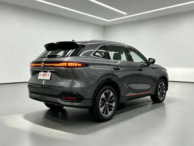 Changan CS75 Plus — Фото автомобиля 11