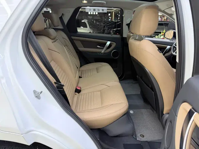 Land Rover Discovery Sport — Фото автомобиля 18