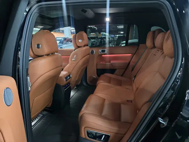 Li Auto L7 — Фото автомобиля 4