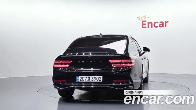 Genesis G80 Бензин 2.5 турбо AWD — Фото автомобиля 3