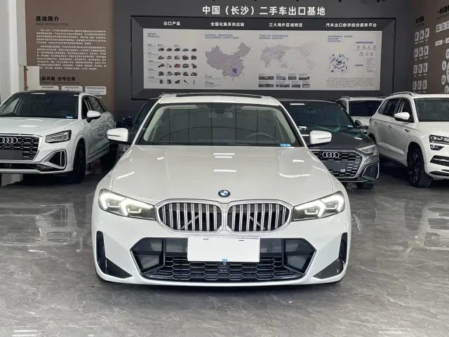 BMW 3 Series — Фото автомобиля 2