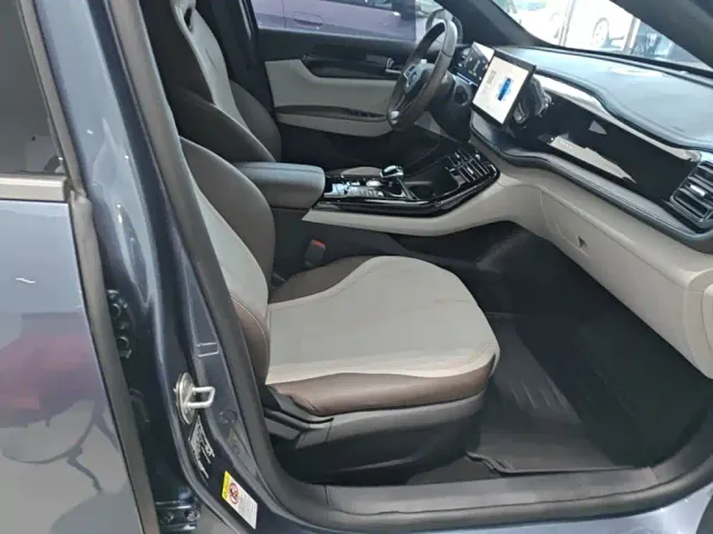 BYD Qin PLUS — Фото автомобиля 19