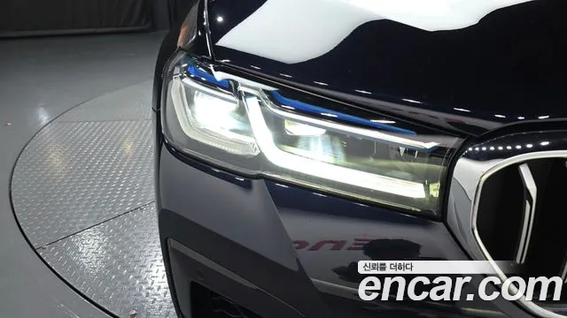 BMW 5 Series G30 — Фото автомобиля 7