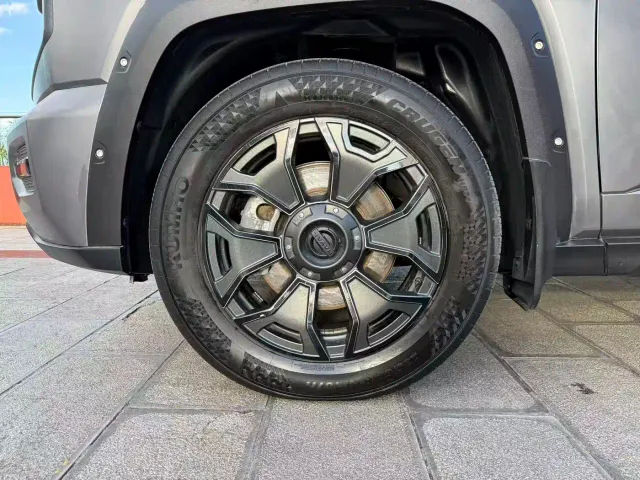 Haval Big Dog — Фото автомобиля 11