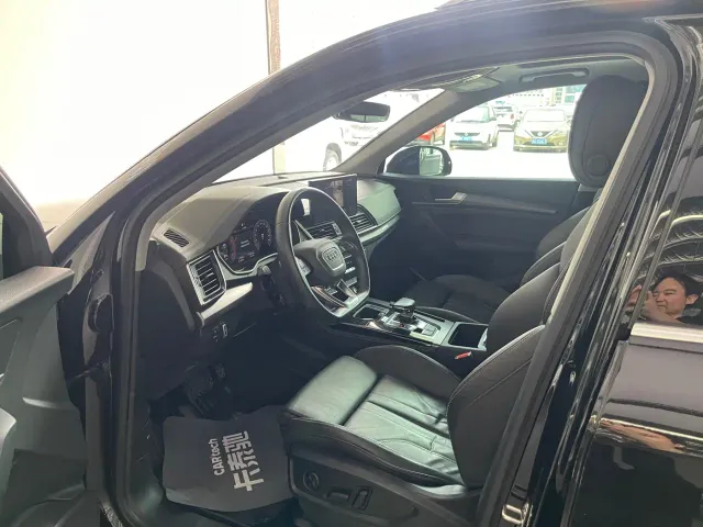 Audi Q5L — Фото автомобиля 8
