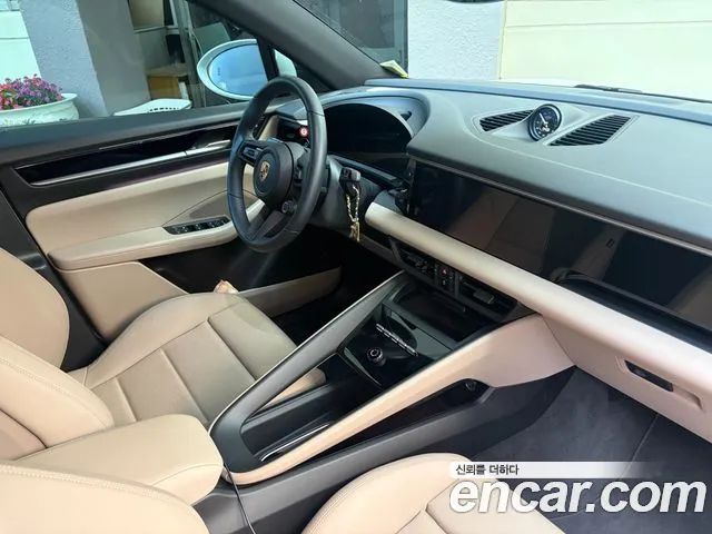 Porsche Macan — Фото автомобиля 7