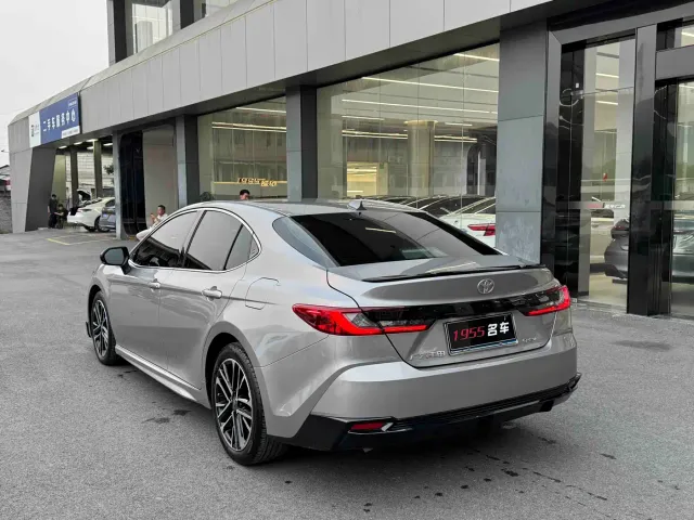 Toyota Camry — Фото автомобиля 7