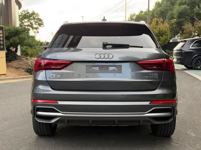 Audi Q3 — Фото автомобиля 17