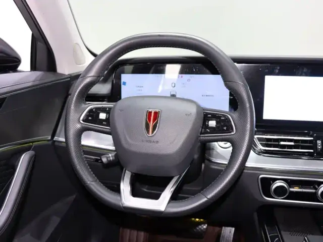 Hongqi HS5 — Фото автомобиля 13