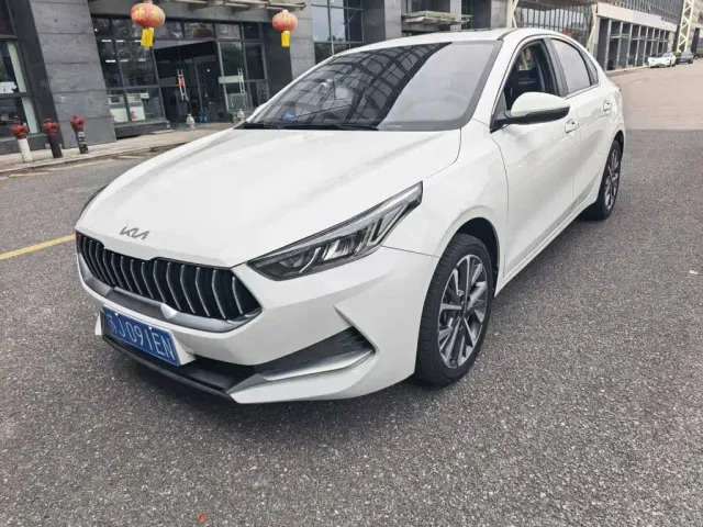 Фотография автомобиля — Kia K3