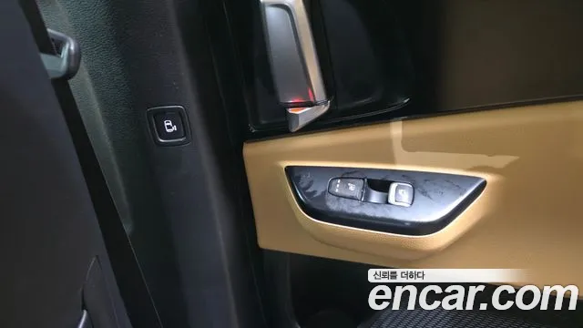 Kia Canival Carnival 4 поколение 9 мест Prestige — Фото автомобиля 18