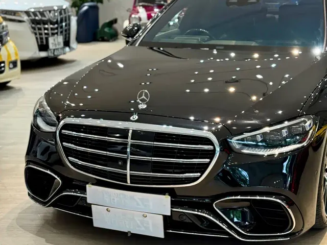 Mercedes-Benz S-Class — Фото автомобиля 3