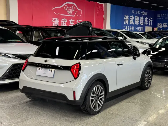 MINI Hatch — Фото автомобиля 15