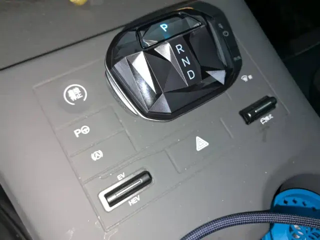 BYD Qin PLUS — Фото автомобиля 13