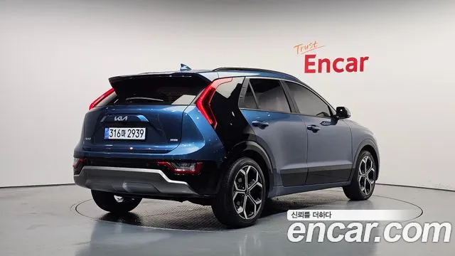 Kia Niro The All New Niro Signature — Фото автомобиля 2