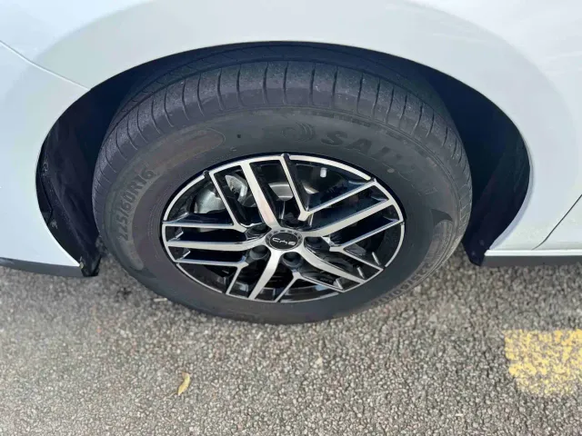 BYD Seal 05 DM-i — Фото автомобиля 19