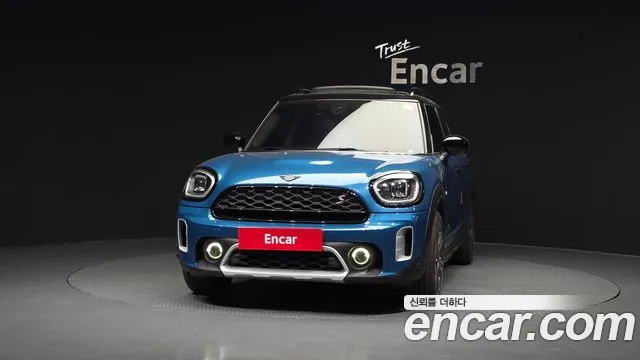 Mini Countryman — Фото автомобиля 3