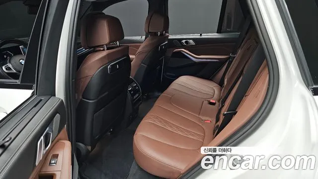 BMW X5 xDrive 40i M Sport — Фото автомобиля 12