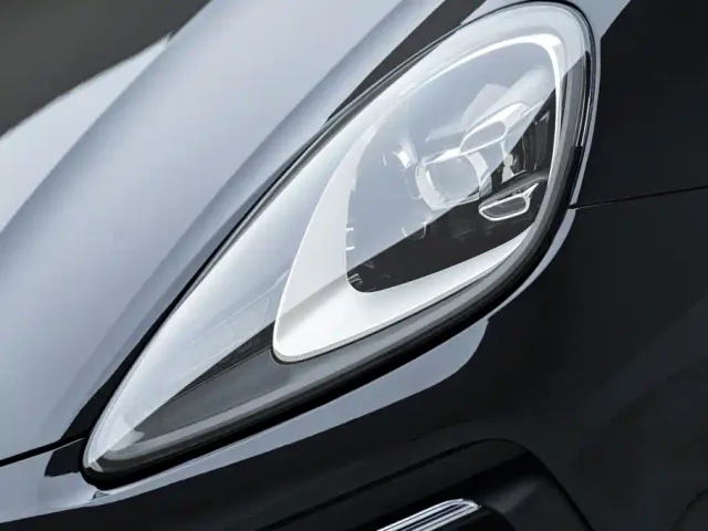 Porsche Cayenne — Фото автомобиля 5