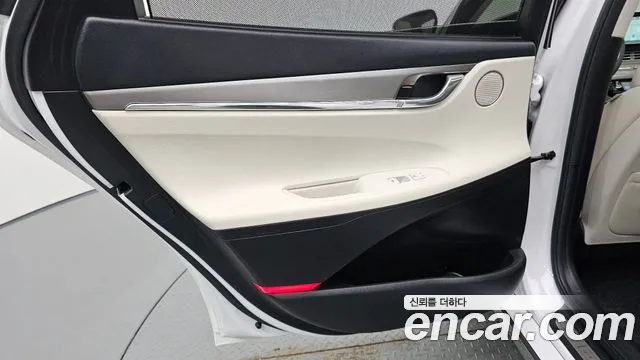Hyundai Grandeur Новый Grandeur IG — Фото автомобиля 6