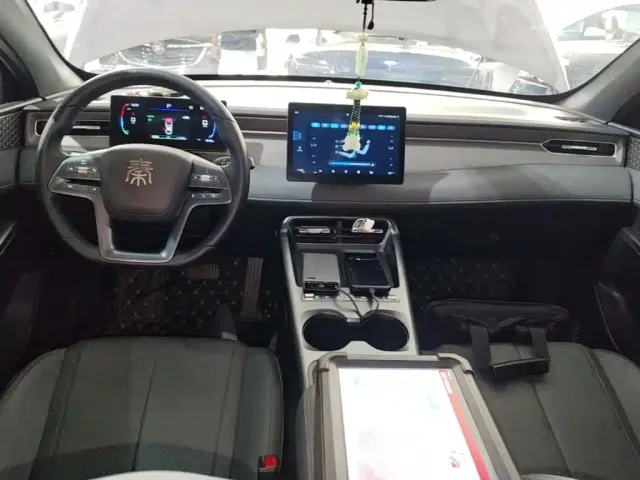 BYD Qin PLUS — Фото автомобиля 9