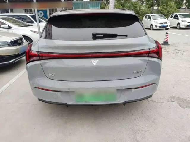 Hozon Nezha S Shooting Brake — Фото автомобиля 5