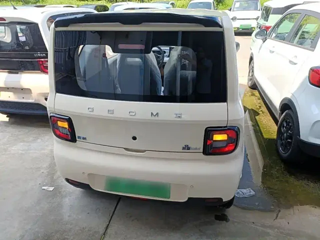 Geely Panda — Фото автомобиля 5