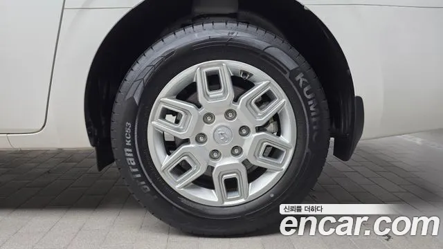 Hyundai Staria — Фото автомобиля 5