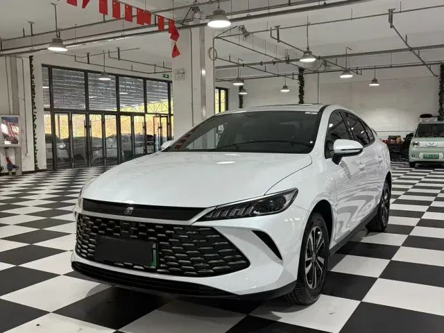 Фотография автомобиля — BYD Qin PLUS