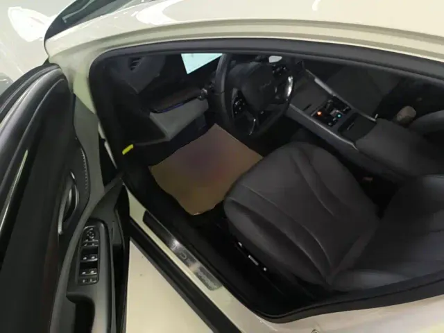 BYD Seal — Фото автомобиля 15