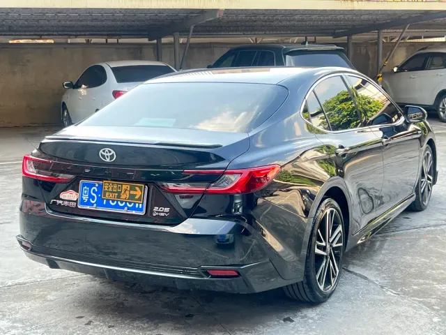 Toyota Camry — Фото автомобиля 4
